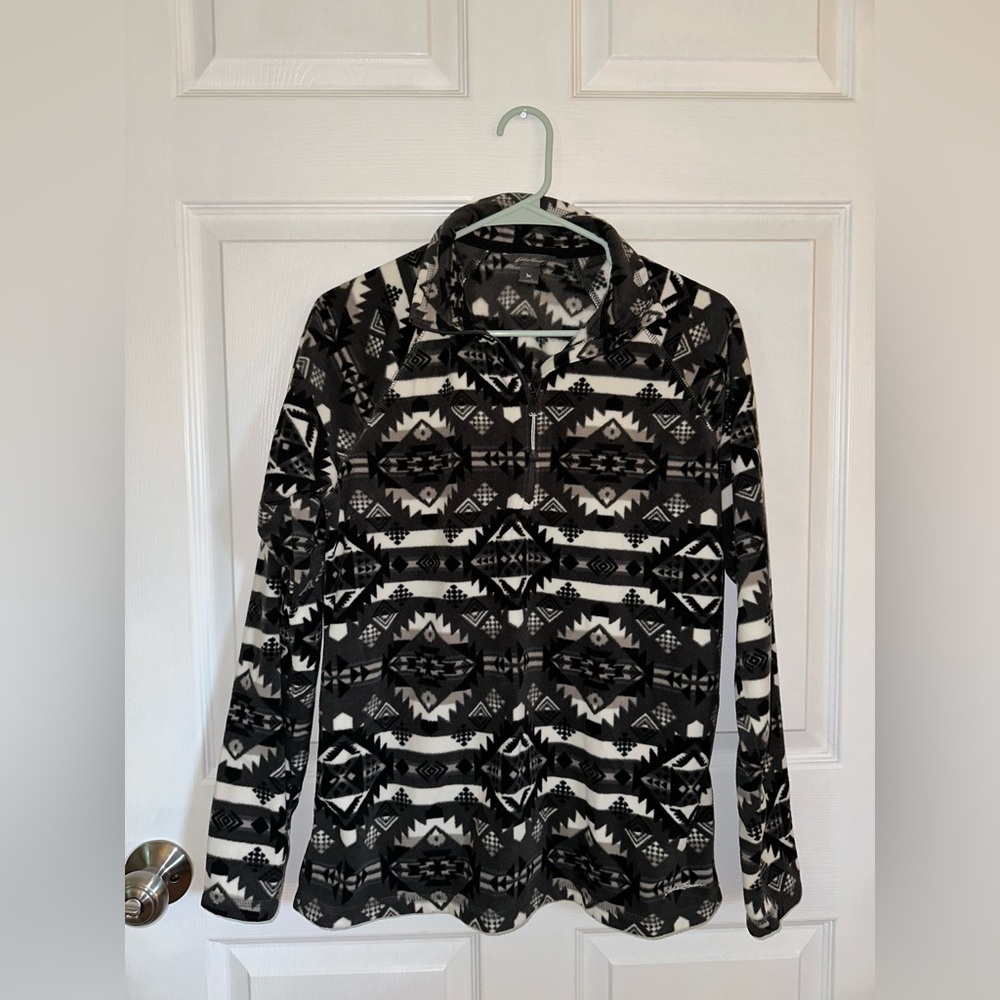 Eddie Bauer large fleece quarter zip